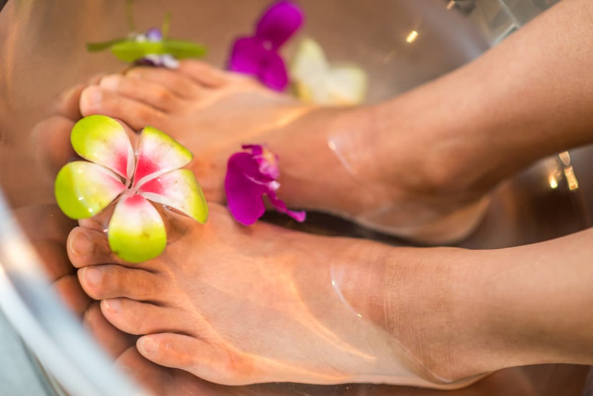Nagelpilz-Medikamente: Nagellack, Cremes oder Tabletten