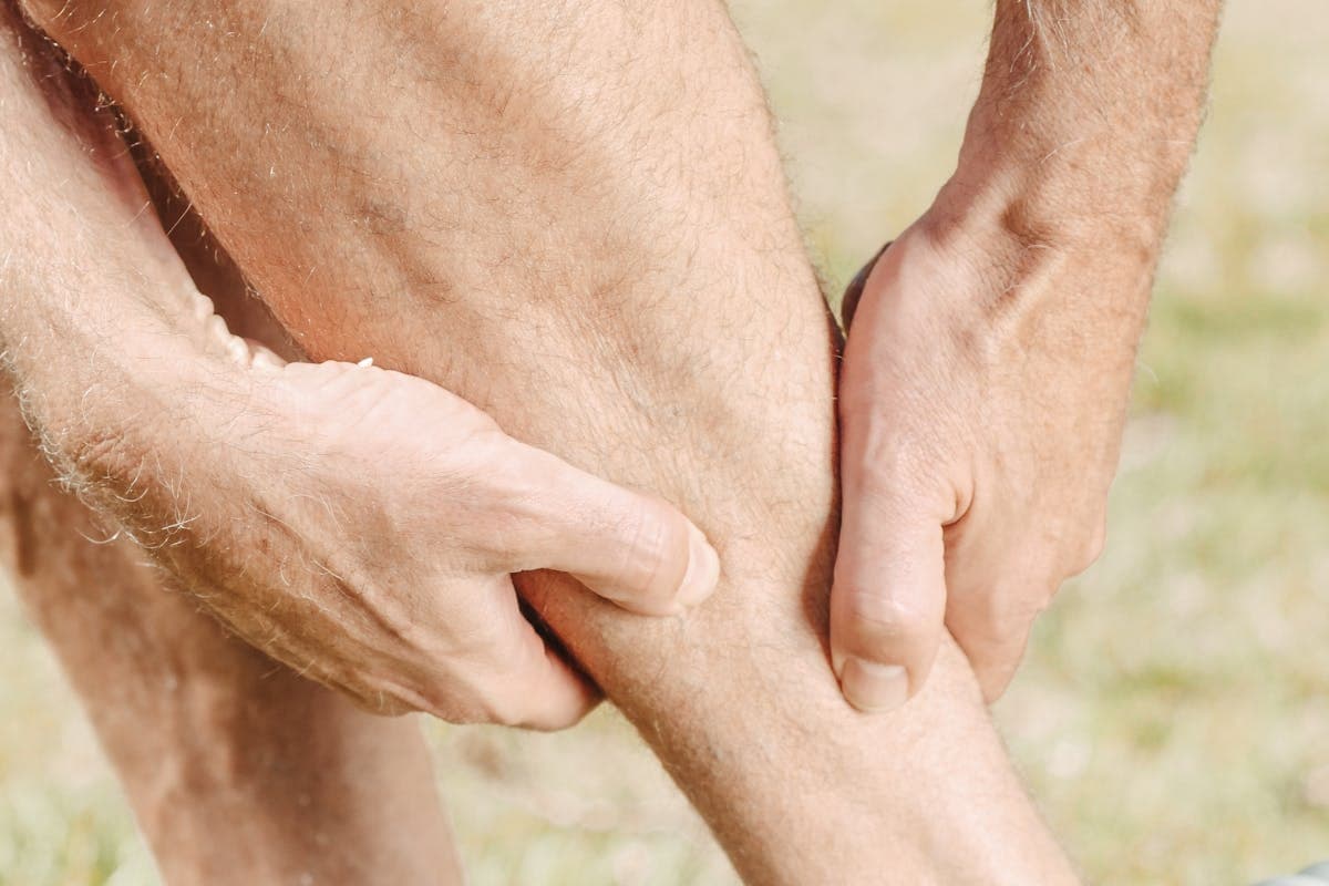 Muskelkraempfe in der Hitze: Magnesium, Kalium und Hydration