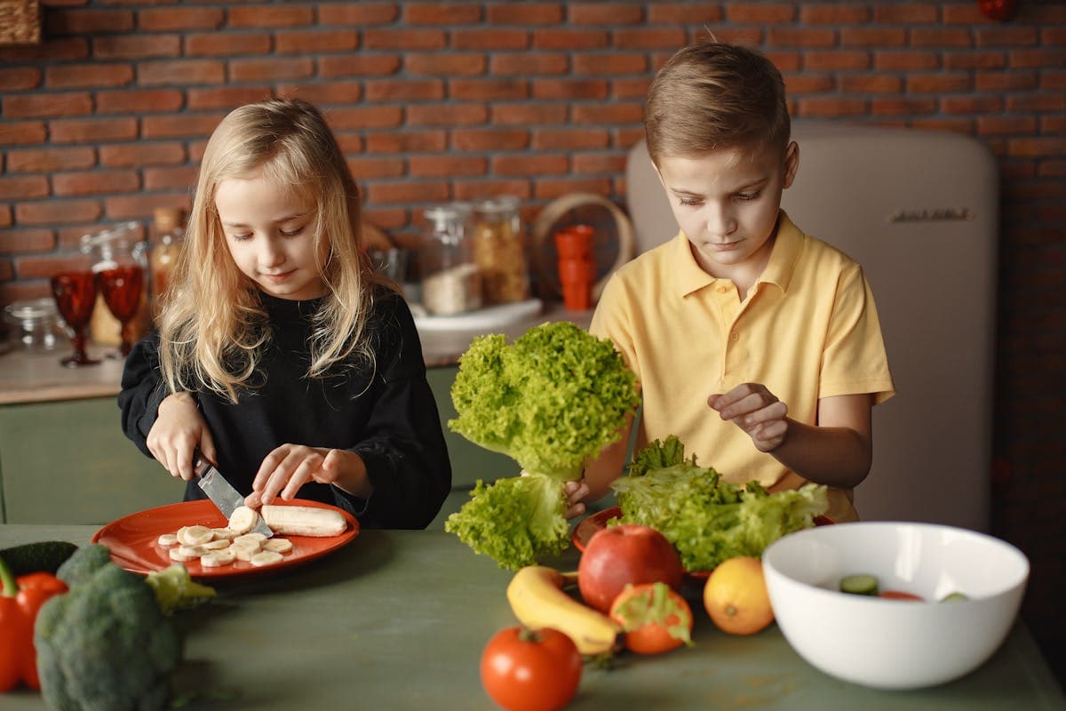 Vitamine für Schulkinder: Was wirklich sinnvoll ist und was nicht